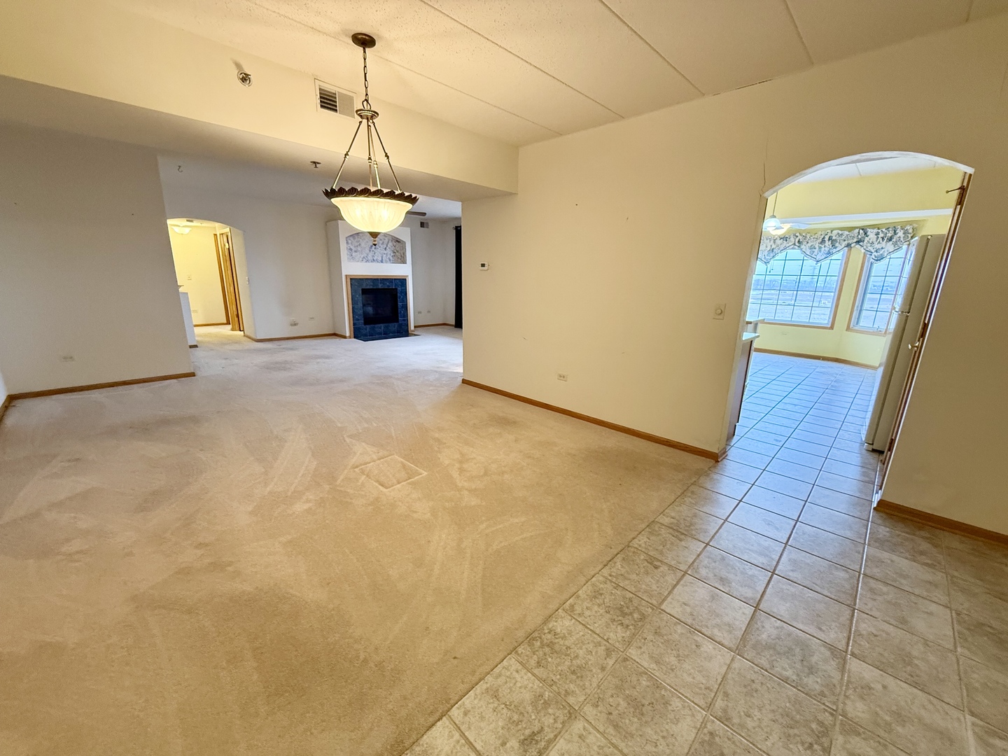 7928 Trinity Circle #2NW, Tinley Park, IL 60487