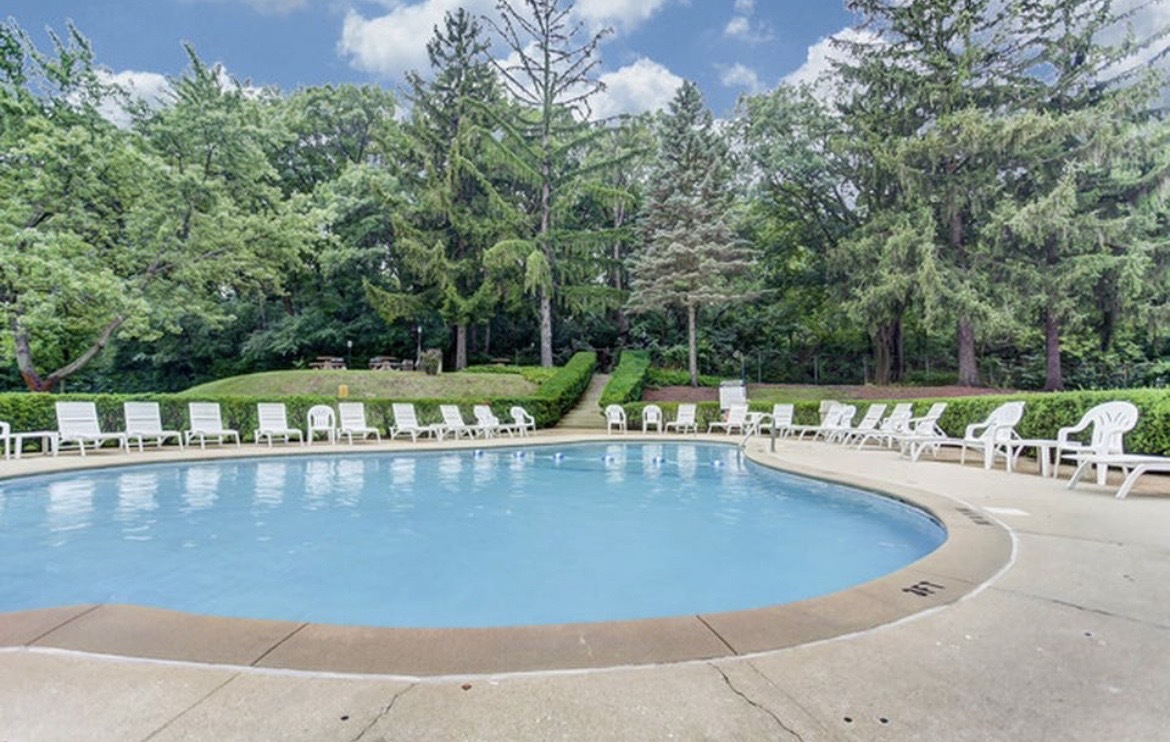 6700 S Brainard Avenue #118, Countryside, IL 60525