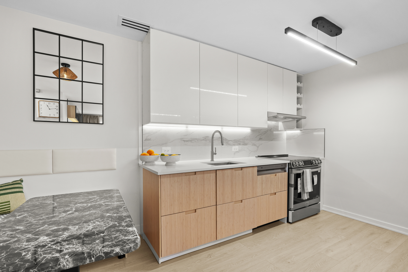 6700 S Brainard Avenue #118, Countryside, IL 60525