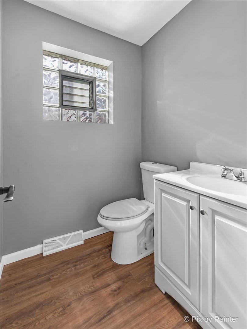 7301 S Seeley Avenue, Chicago, IL 60636