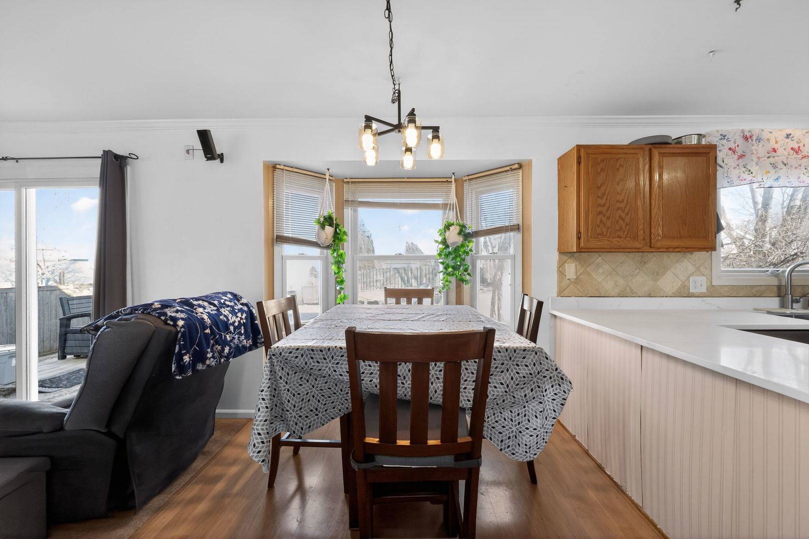 6230 Old Farm Lane, Gurnee, IL 60031