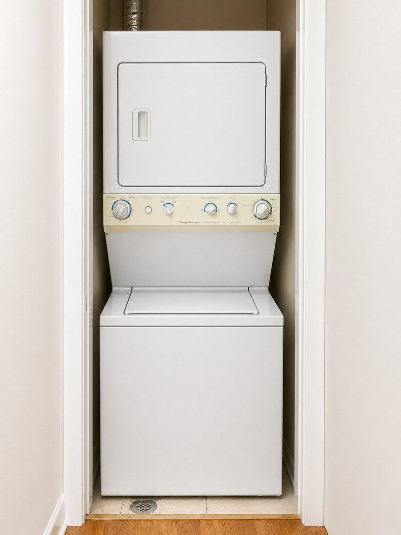 6312 N Richmond Street #2B, Chicago, IL 60659