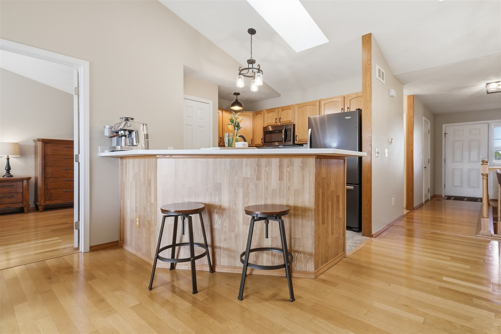 39 Oak Park Road, Bloomington, IL 61701