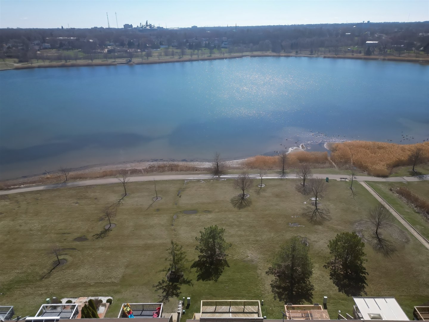 39 Oak Park Road, Bloomington, IL 61701