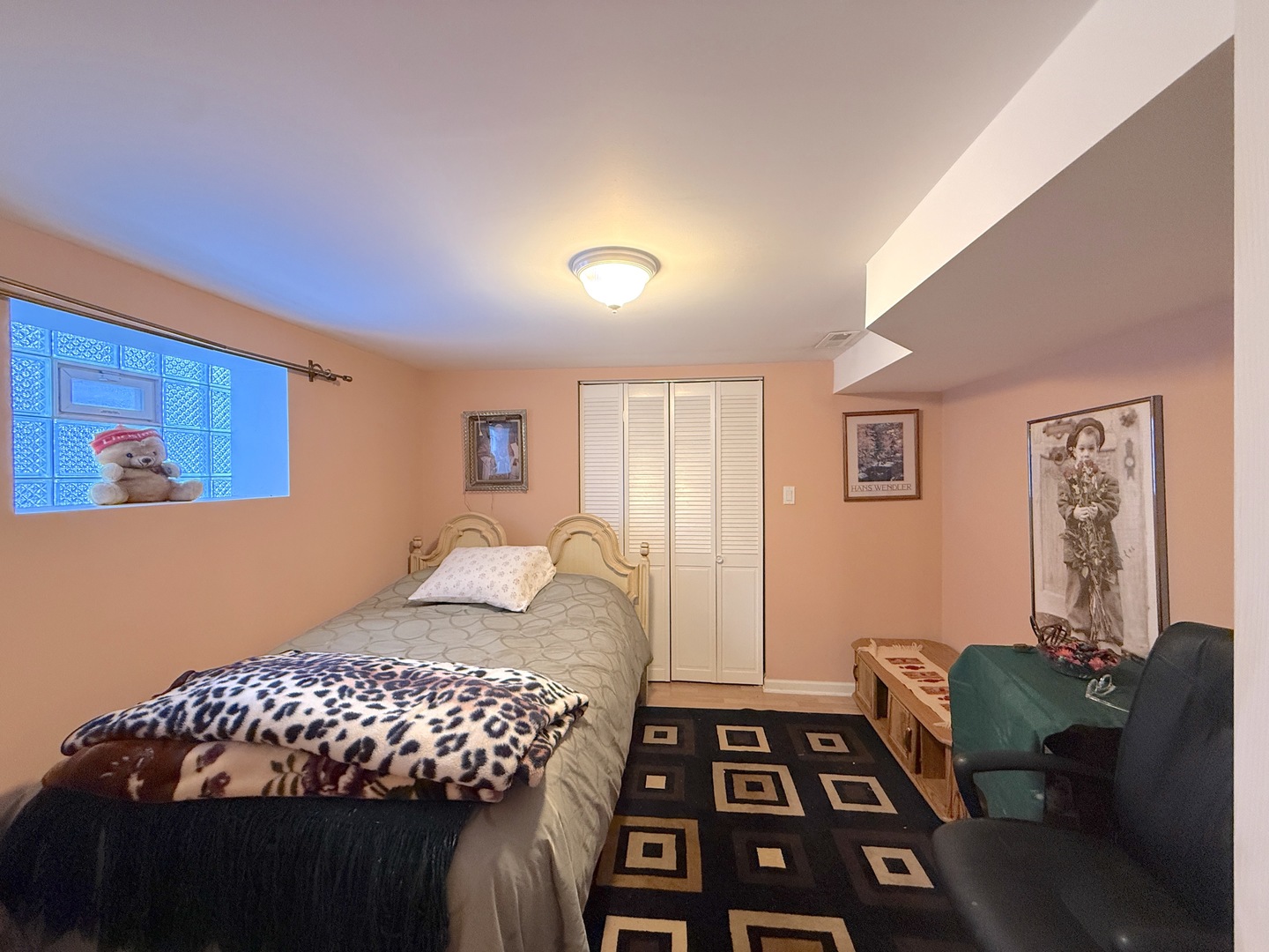 4601 S Komensky Avenue, Chicago, IL 60632