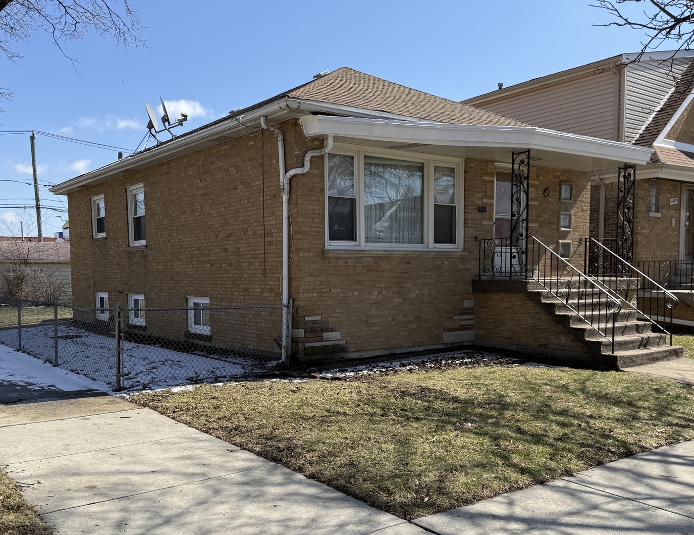 4601 S Komensky Avenue, Chicago, IL 60632