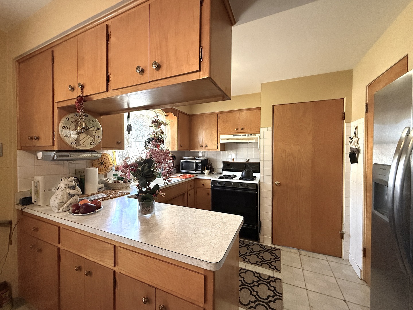 4601 S Komensky Avenue, Chicago, IL 60632