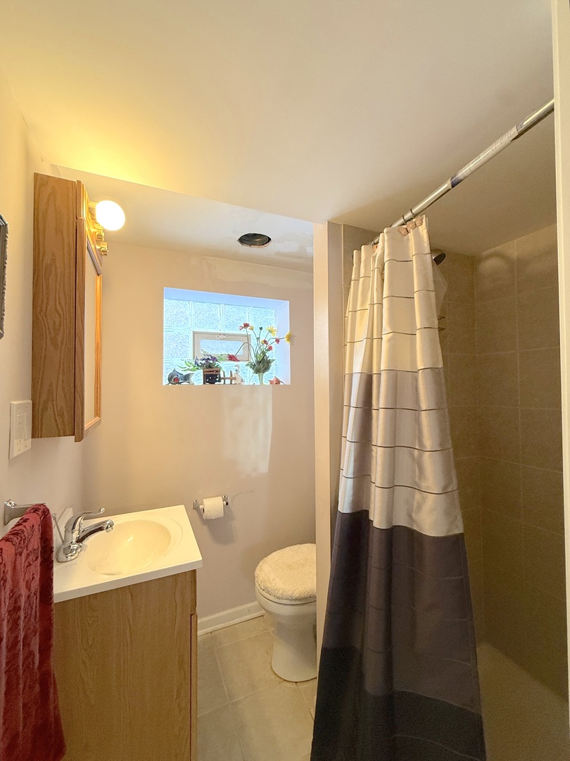 4601 S Komensky Avenue, Chicago, IL 60632