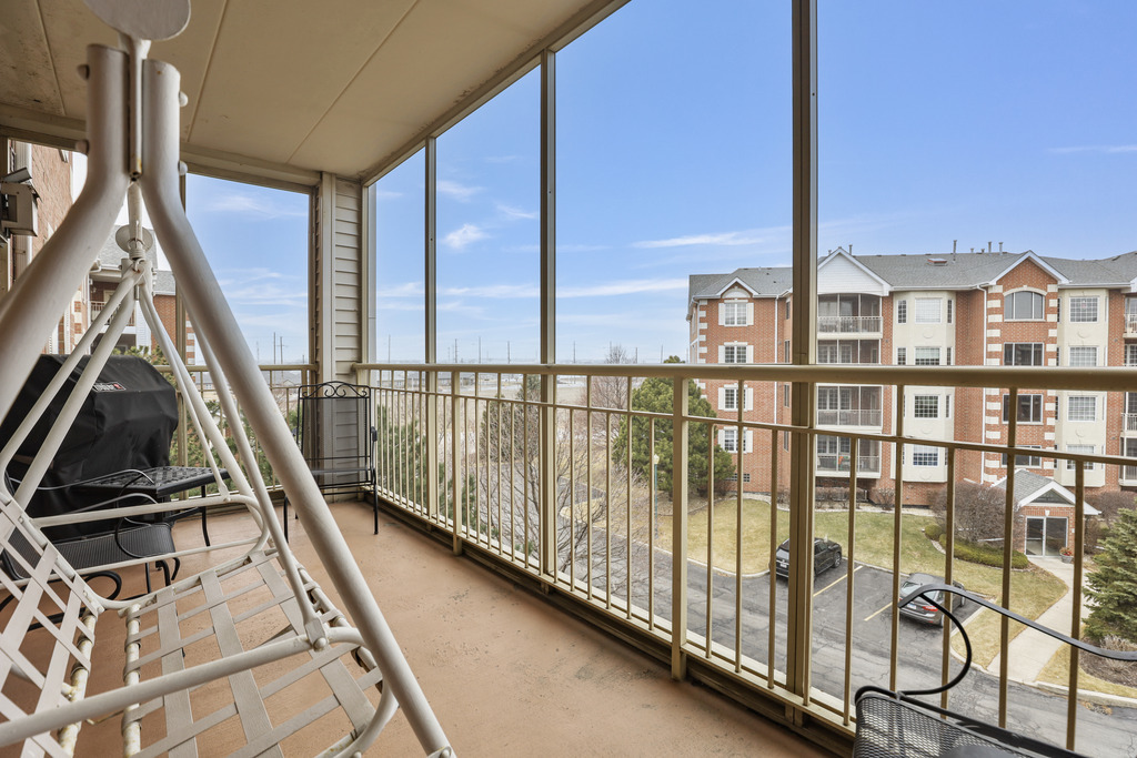 7927 Trinity Circle #3NW, Tinley Park, IL 60487