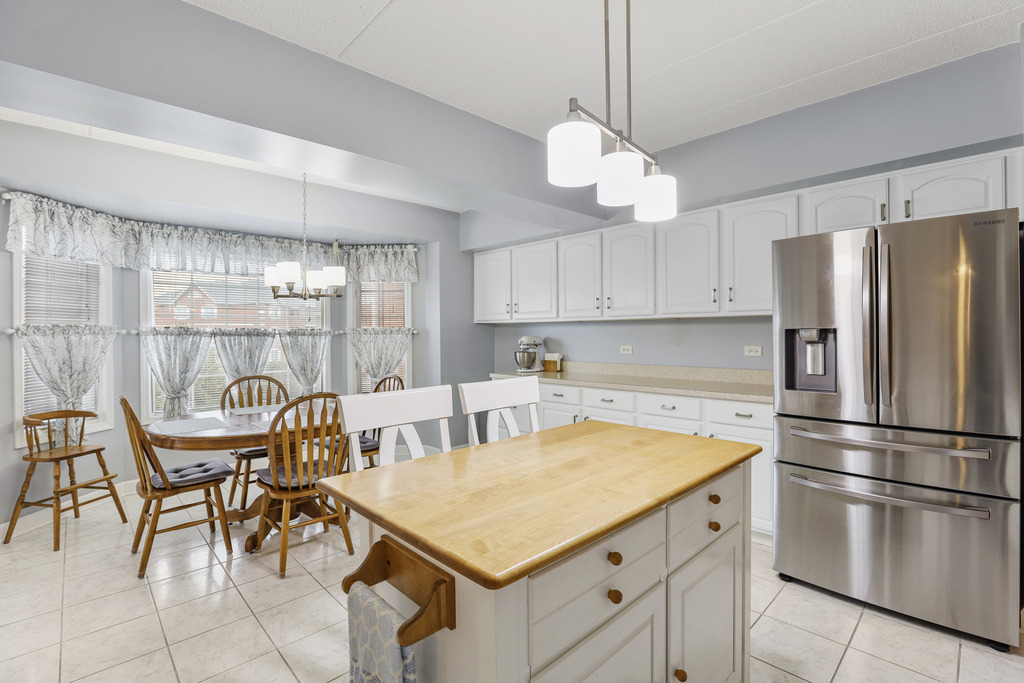 7927 Trinity Circle #3NW, Tinley Park, IL 60487