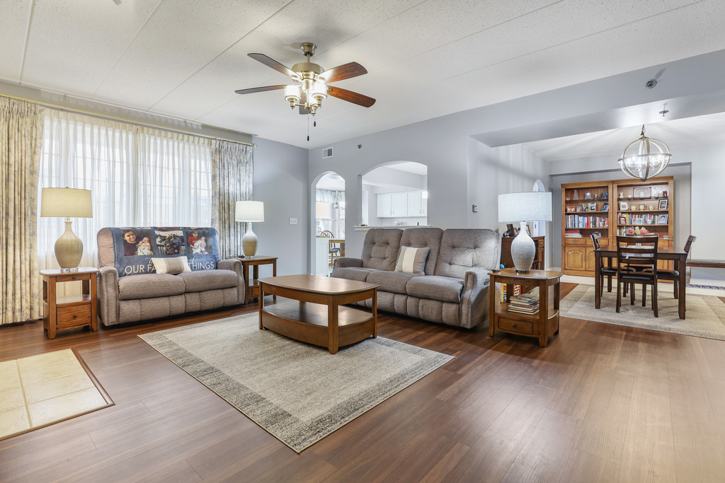 7927 Trinity Circle #3NW, Tinley Park, IL 60487