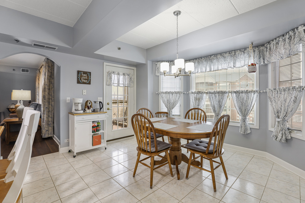 7927 Trinity Circle #3NW, Tinley Park, IL 60487