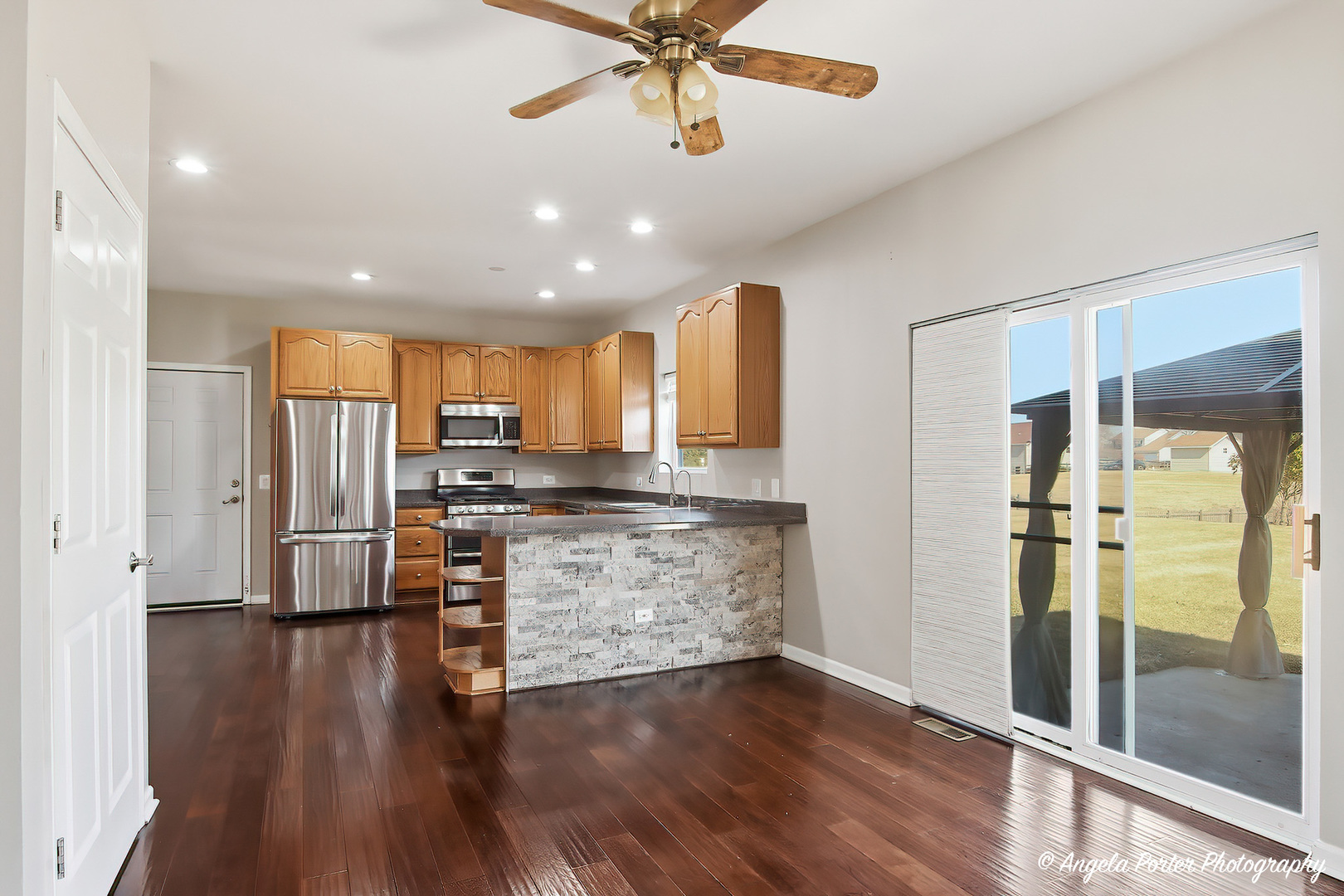 9312 Nicholas Lane, Spring Grove, IL 60081