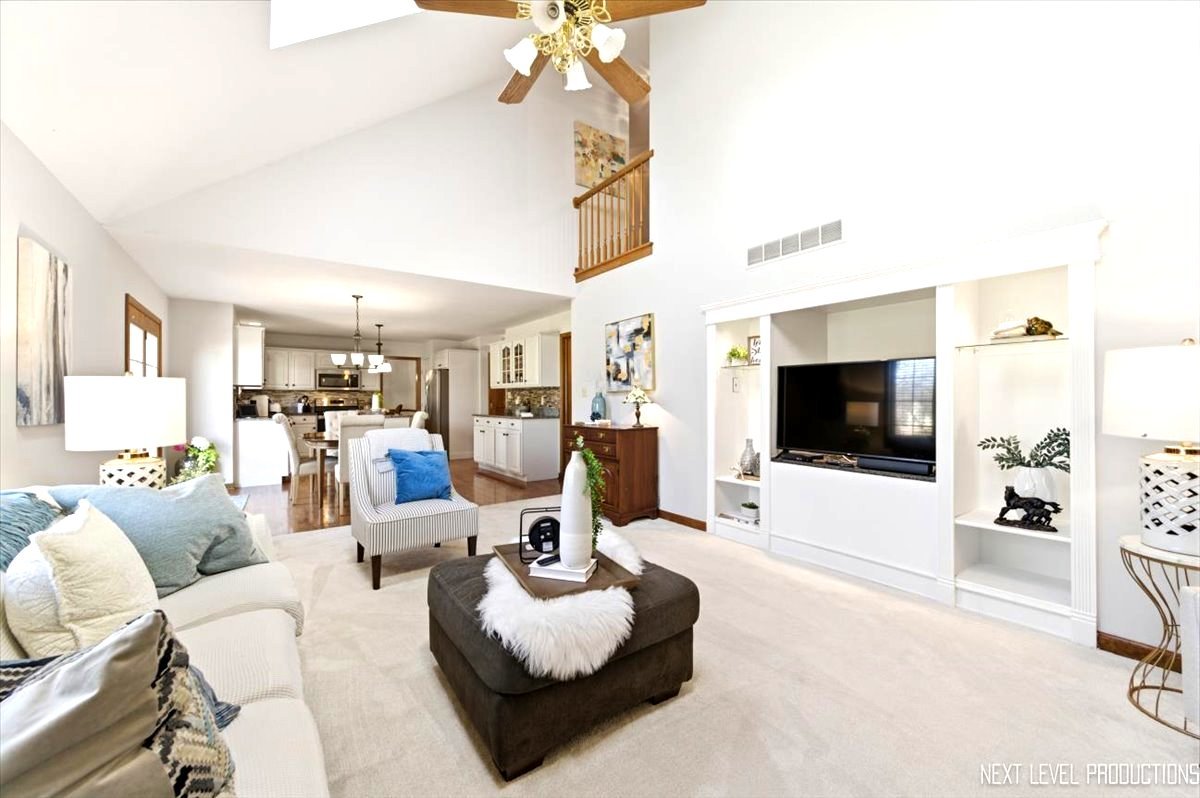 1770 Fox Mead Court, Montgomery, IL 60538