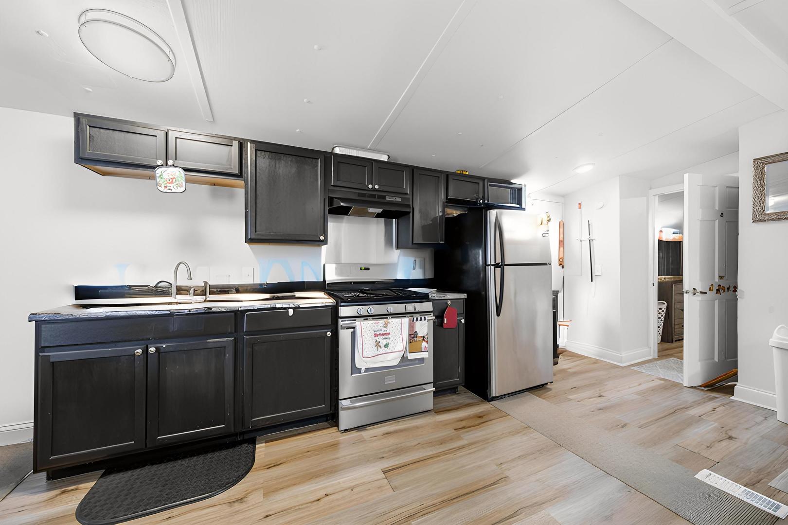 14139 S Western Avenue #325, Dixmoor, IL 60426