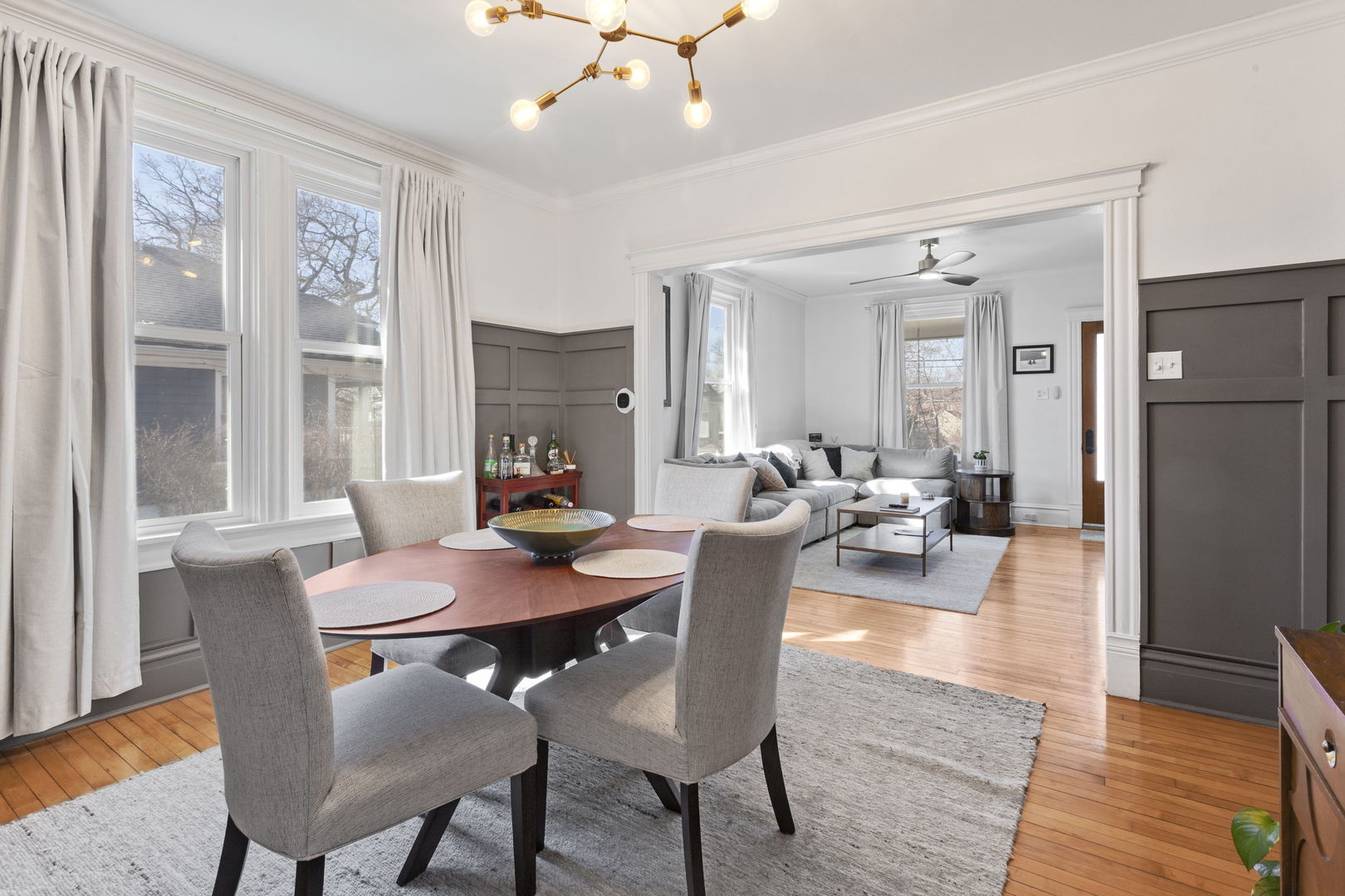 1127 Morton Avenue, Elgin, IL 60120