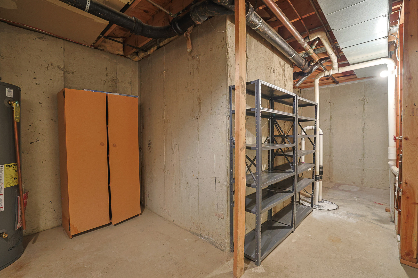 205 E Forest Knoll Drive, Palatine, IL 60074