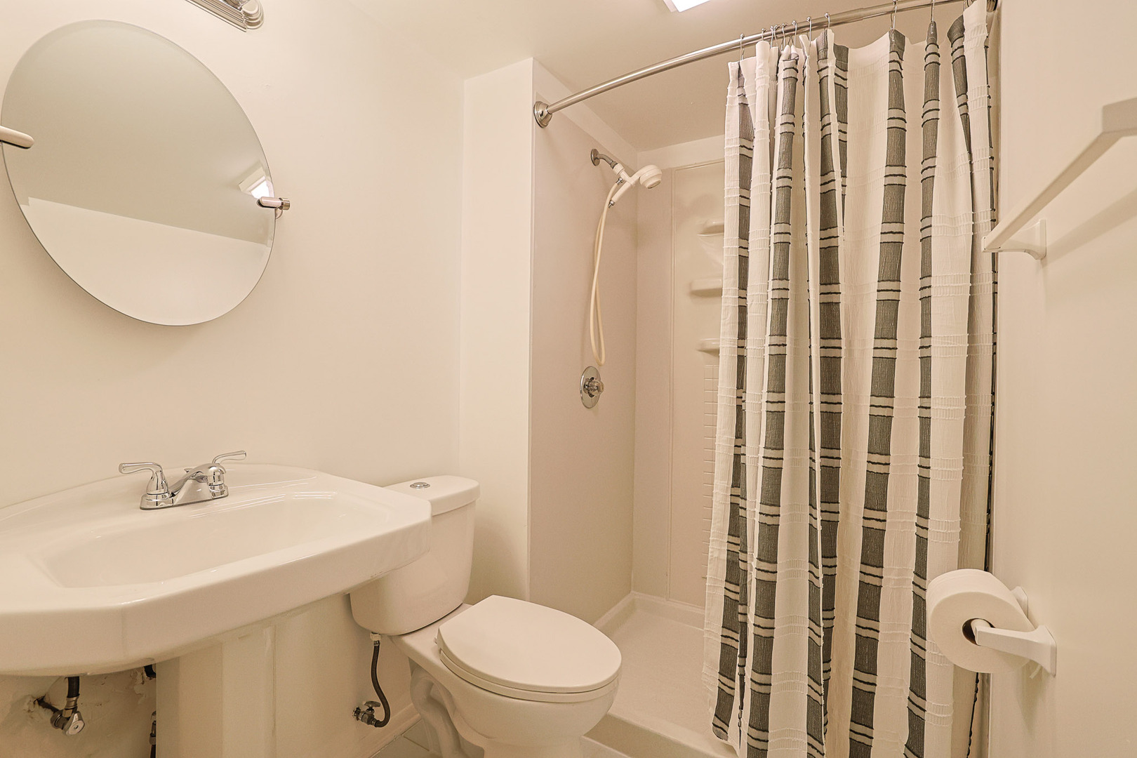 205 E Forest Knoll Drive, Palatine, IL 60074