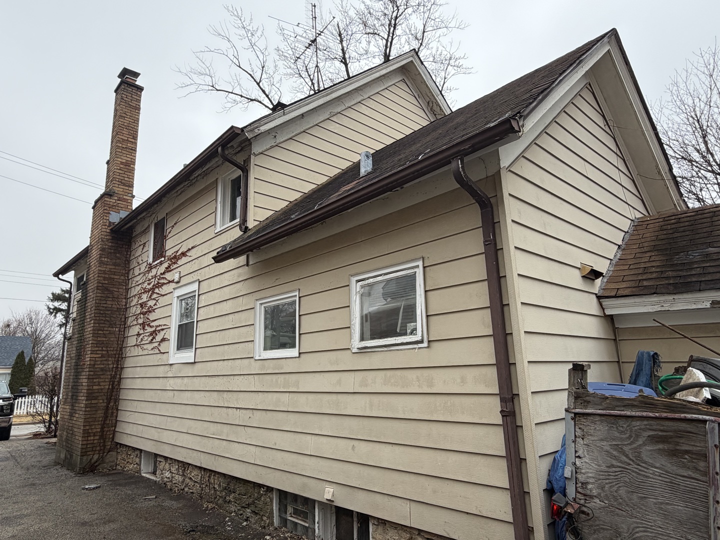 743 Bangs Street, Aurora, IL 60505