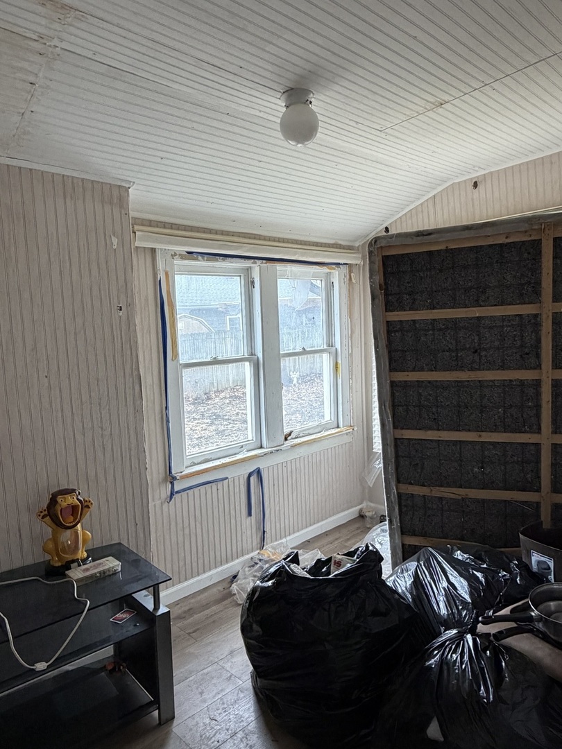 743 Bangs Street, Aurora, IL 60505