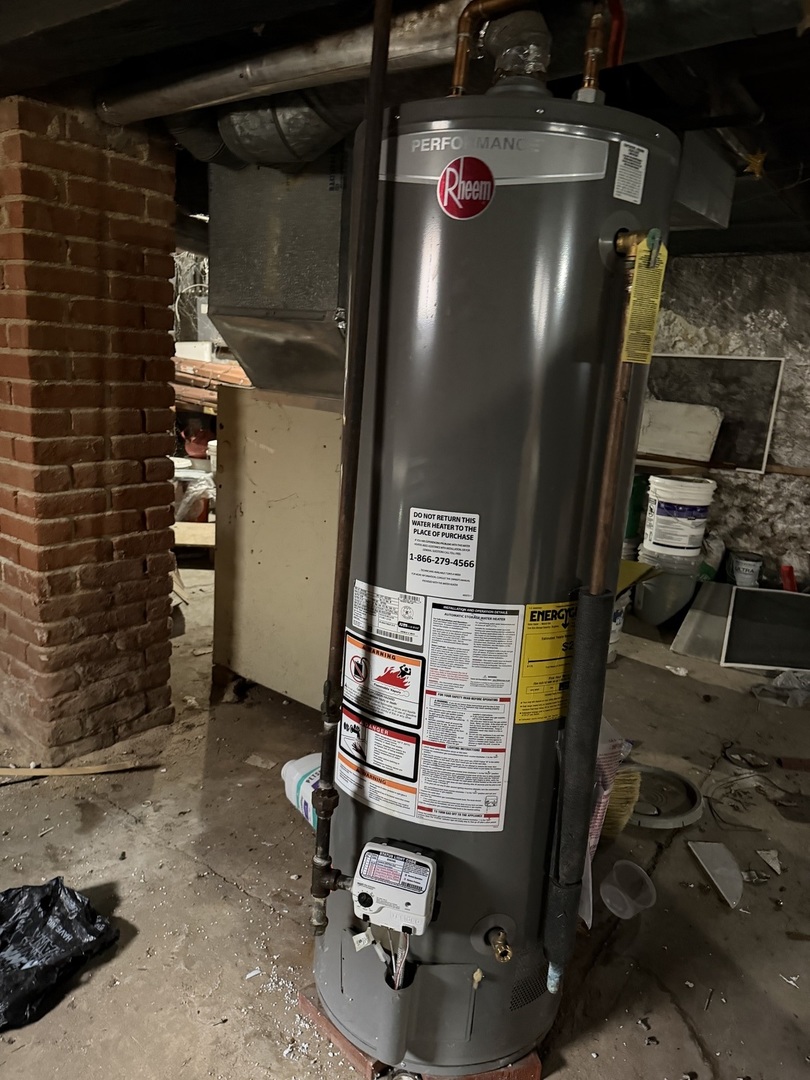 743 Bangs Street, Aurora, IL 60505