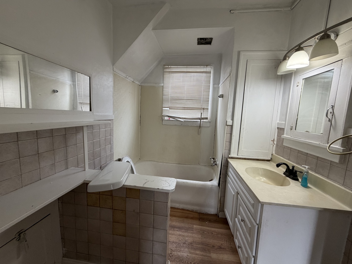 743 Bangs Street, Aurora, IL 60505