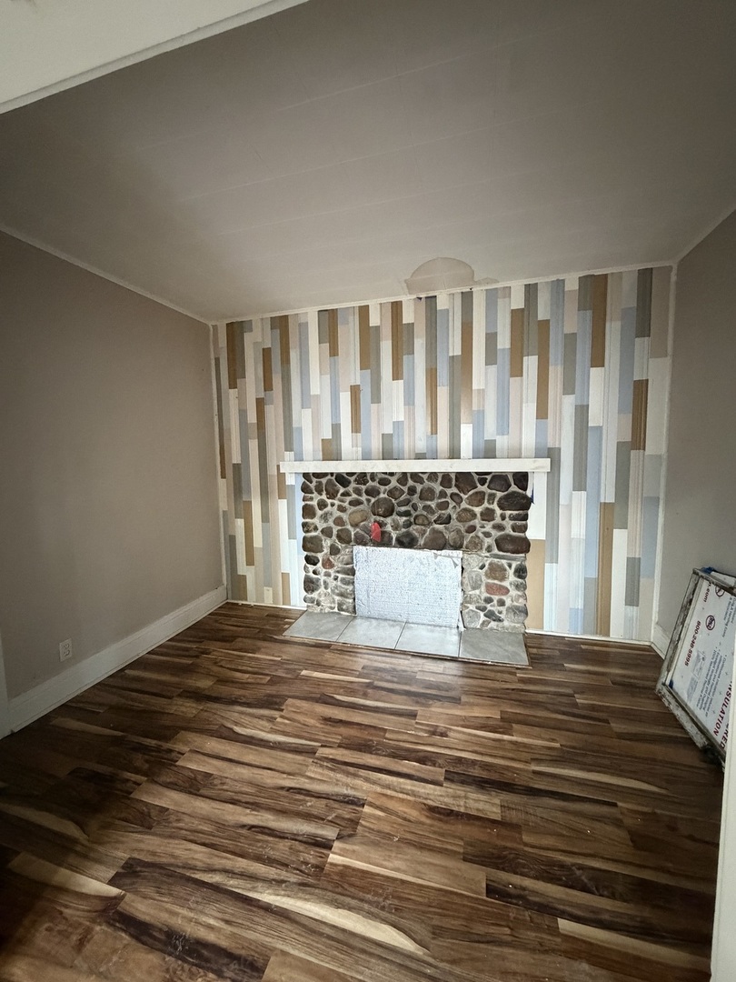 743 Bangs Street, Aurora, IL 60505