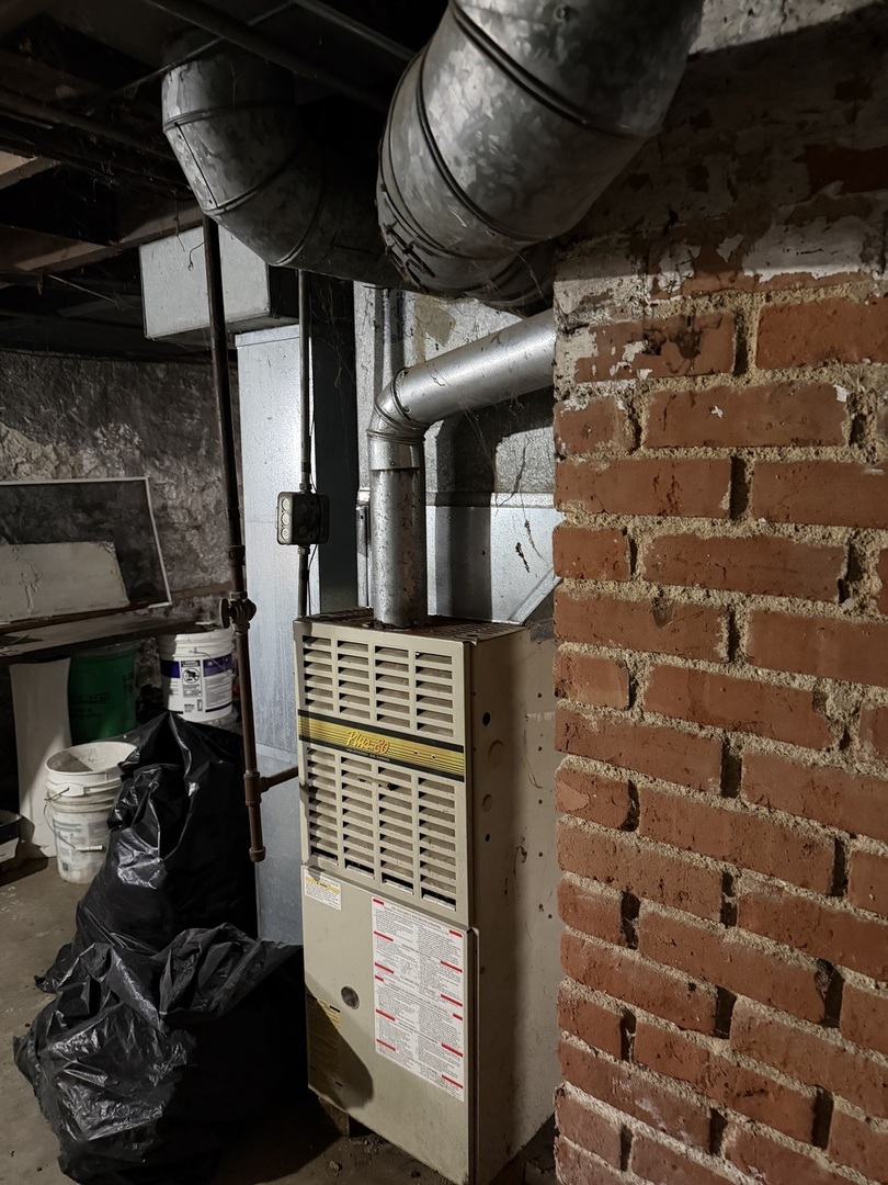 743 Bangs Street, Aurora, IL 60505