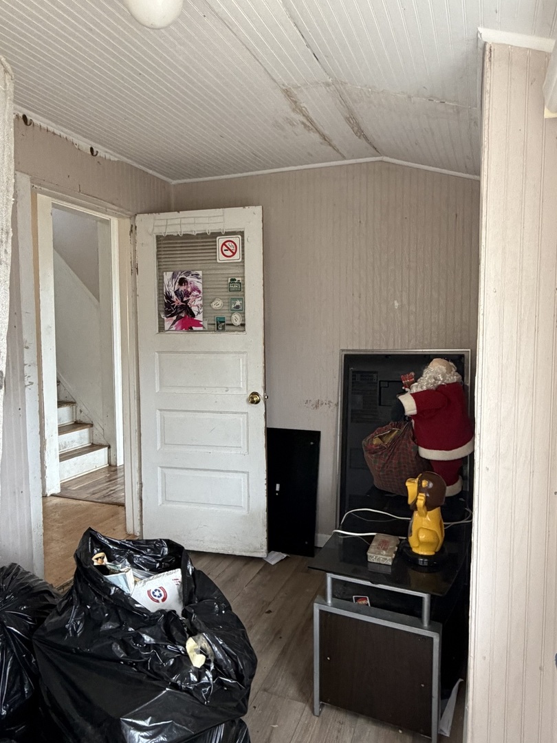 743 Bangs Street, Aurora, IL 60505