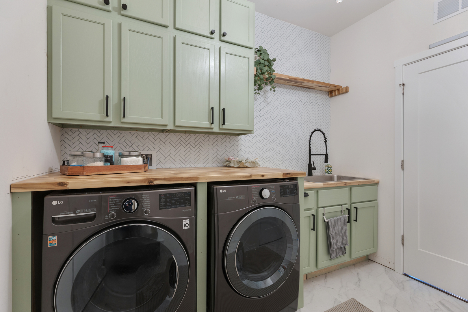 2034 Link Drive, Buffalo Grove, IL 60089