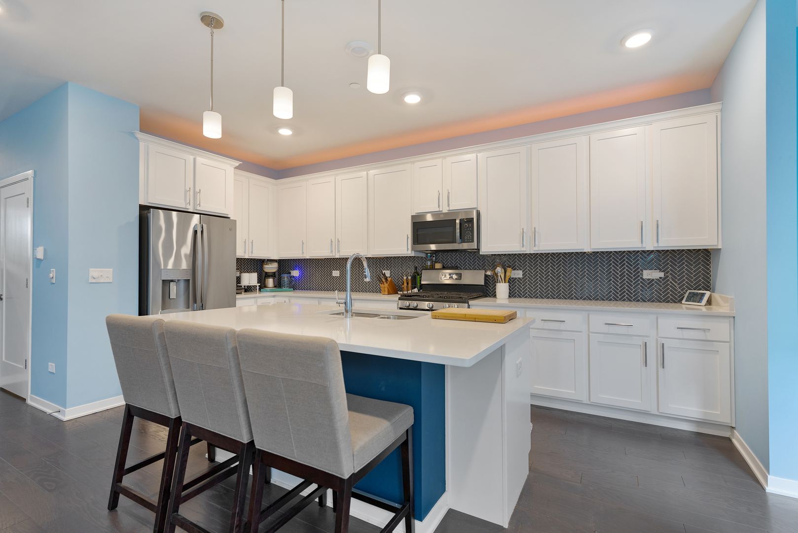 2034 Link Drive, Buffalo Grove, IL 60089