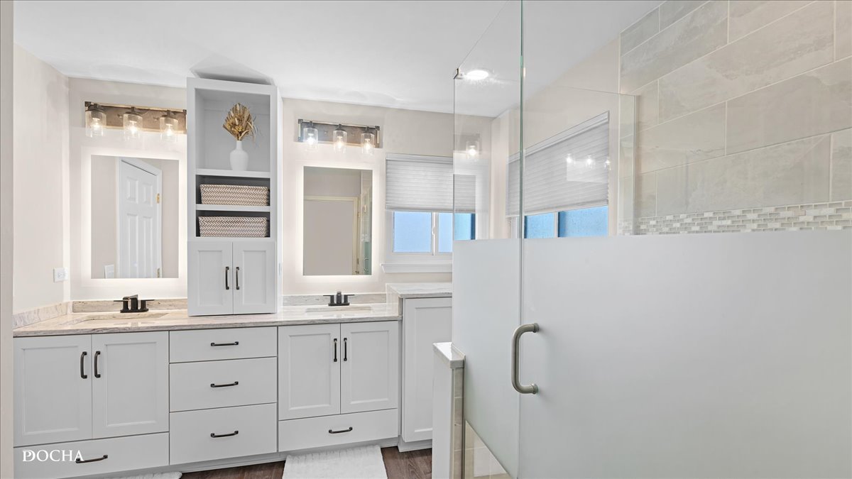 420 Raintree Drive, Oswego, IL 60543