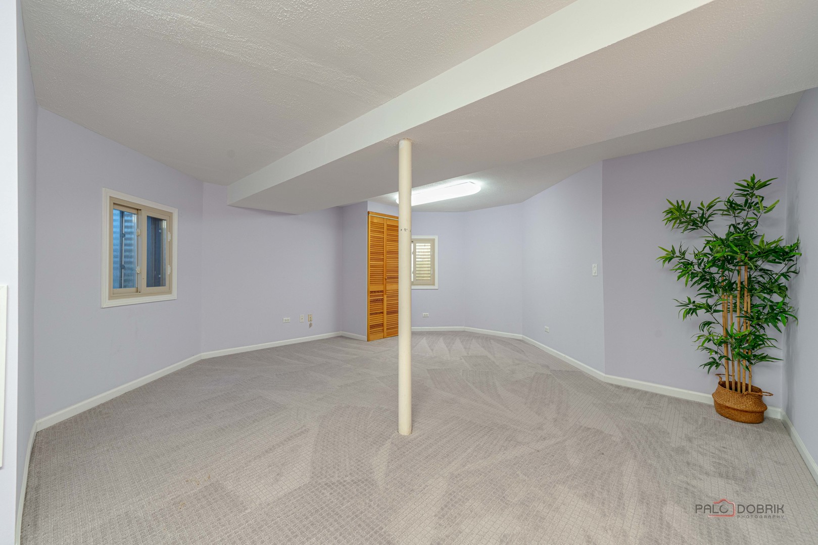 76 Willow Parkway, Buffalo Grove, IL 60089