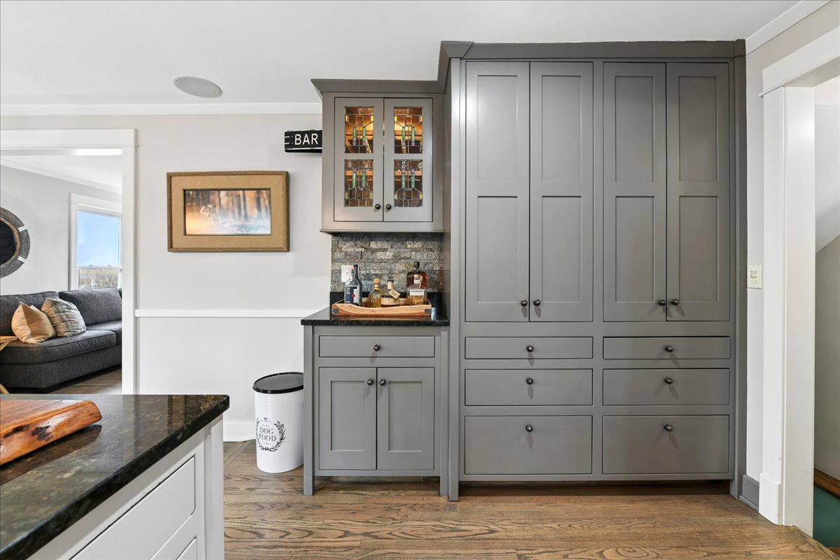 1334 S 5th Street, St. Charles, IL 60174