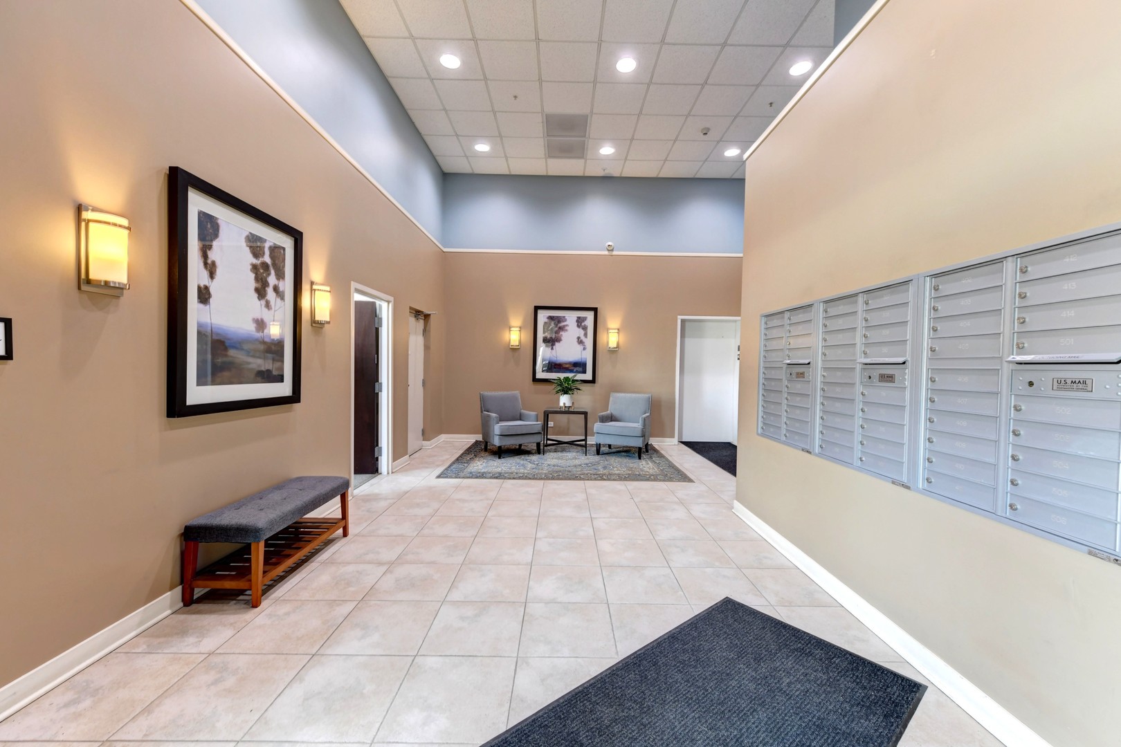 300 Village Circle #503, Willow Springs, IL 60480