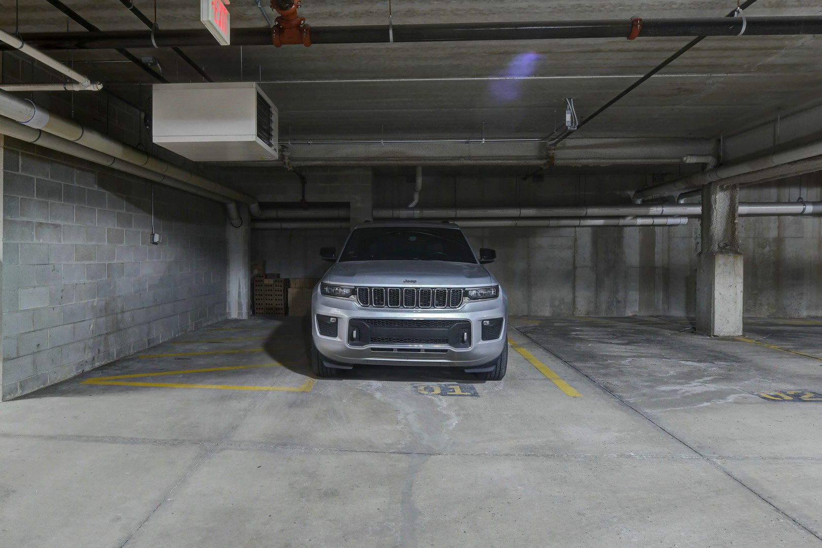 300 Village Circle #503, Willow Springs, IL 60480