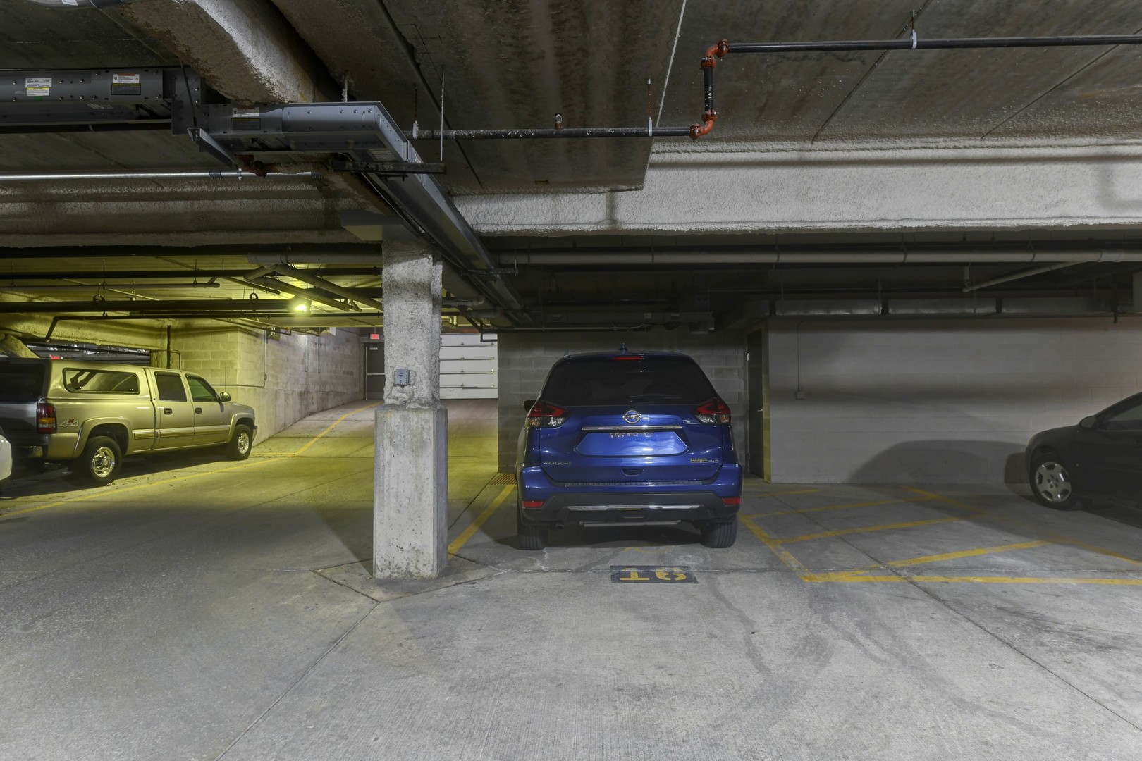 300 Village Circle #503, Willow Springs, IL 60480