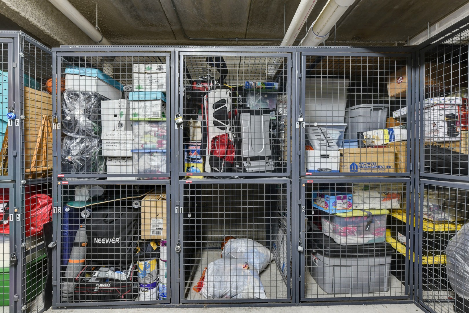 300 Village Circle #503, Willow Springs, IL 60480