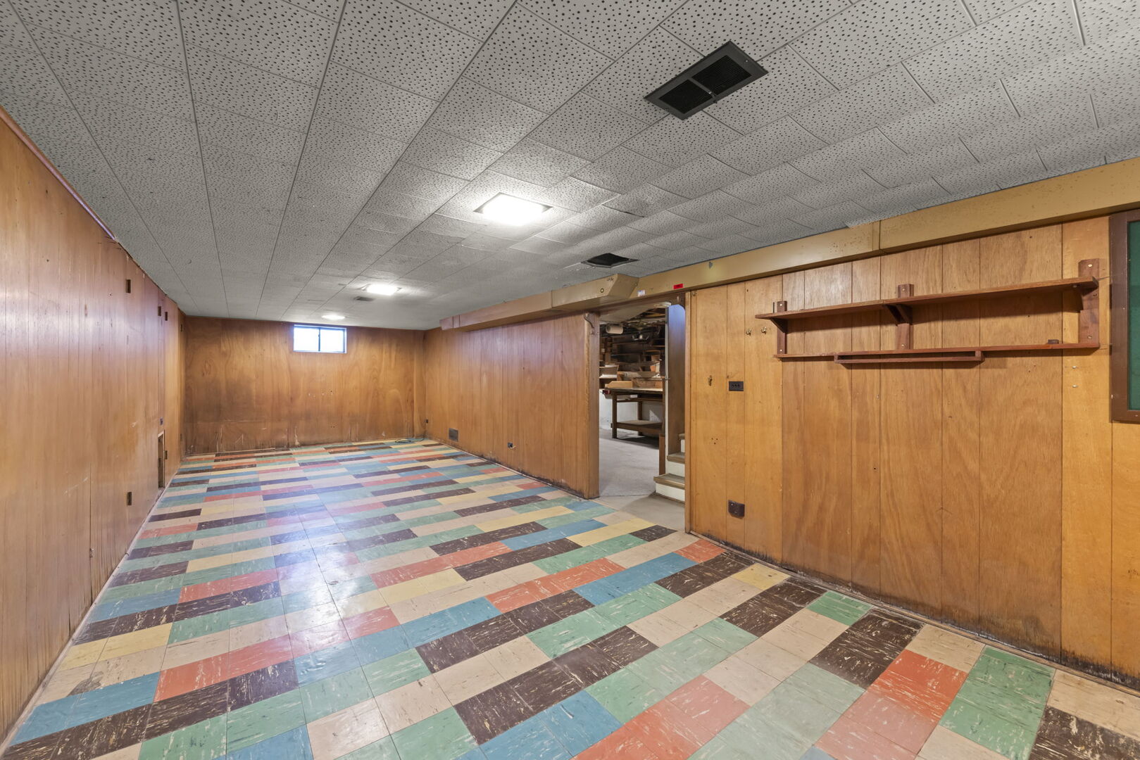 1818 E Indiana Street, Wheaton, IL 60187