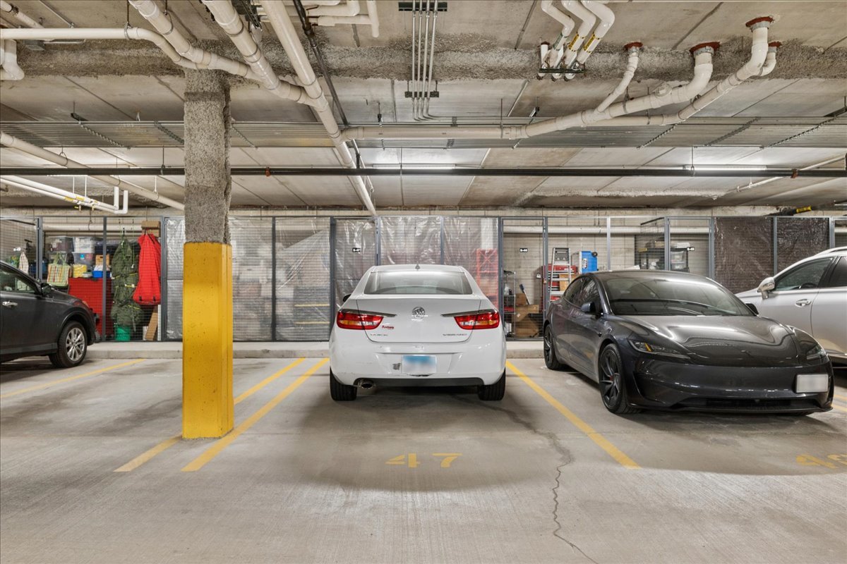 310 E Church Street #308, Libertyville, IL 60048