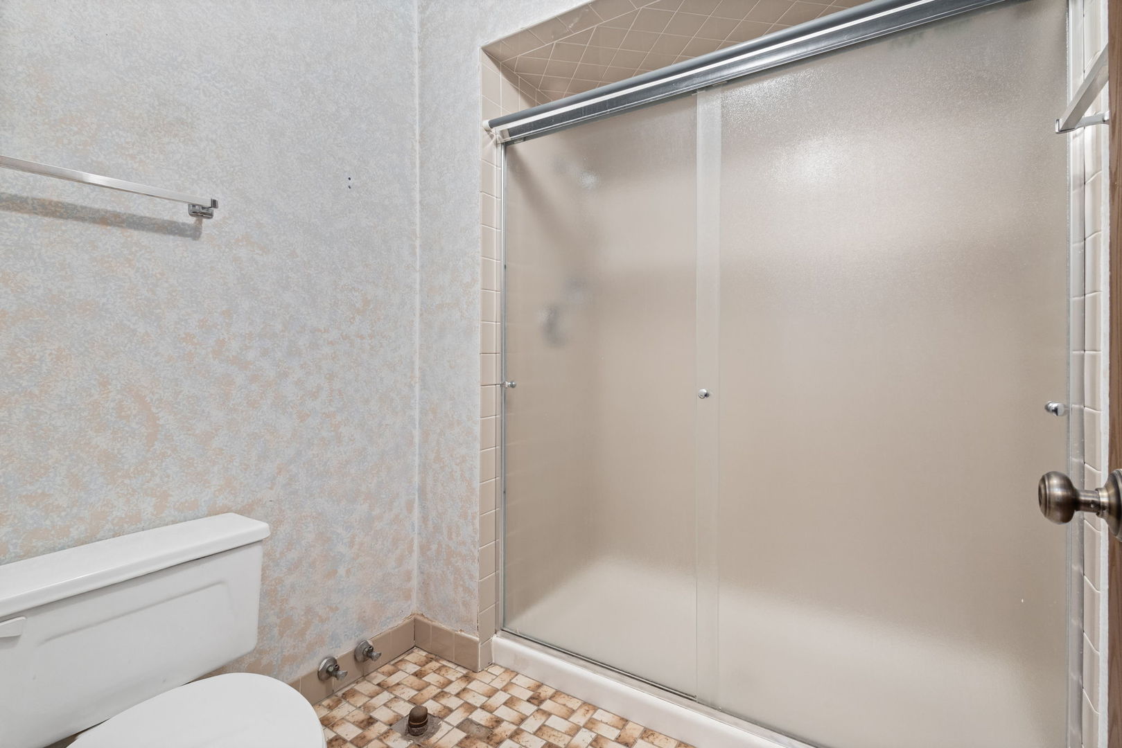 9752 Mill Drive #E2, Palos Park, IL 60464