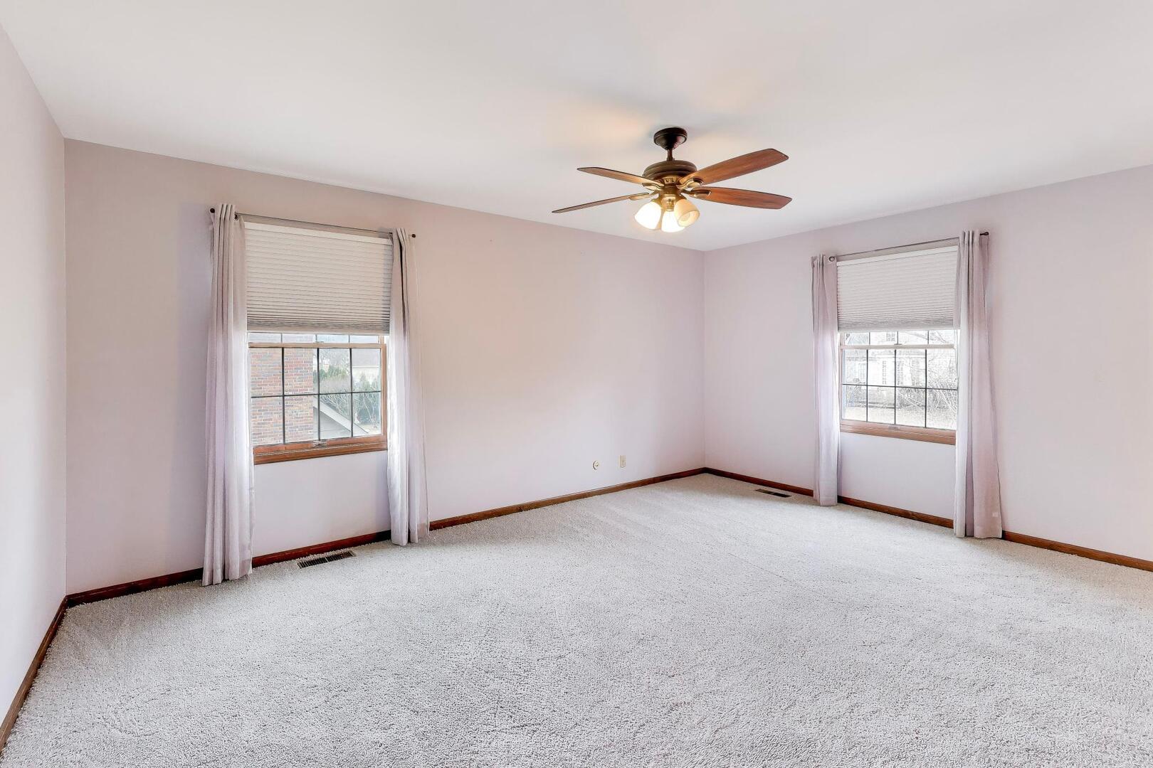 56 Winthrop New Road, Sugar Grove, IL 60554