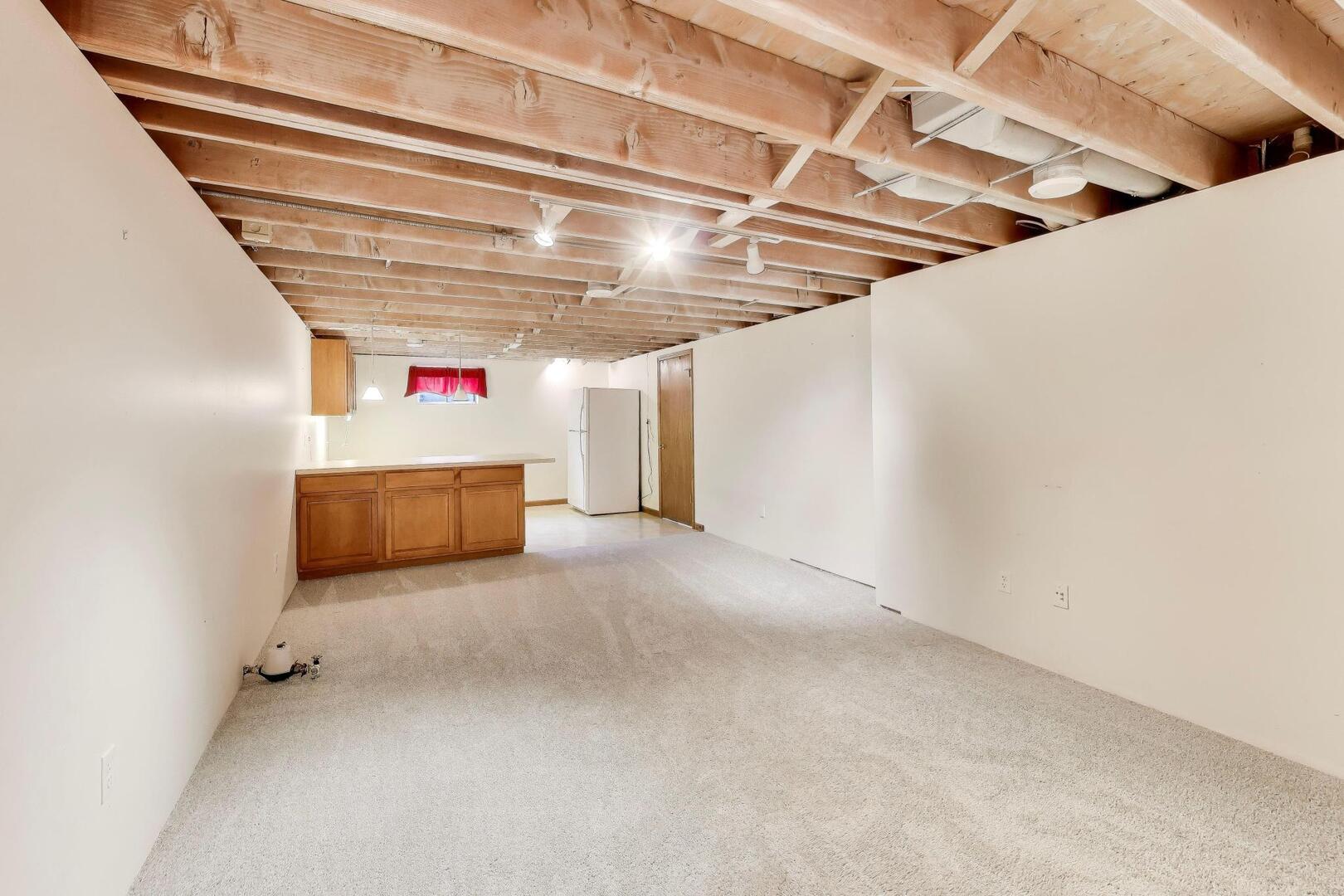 56 Winthrop New Road, Sugar Grove, IL 60554