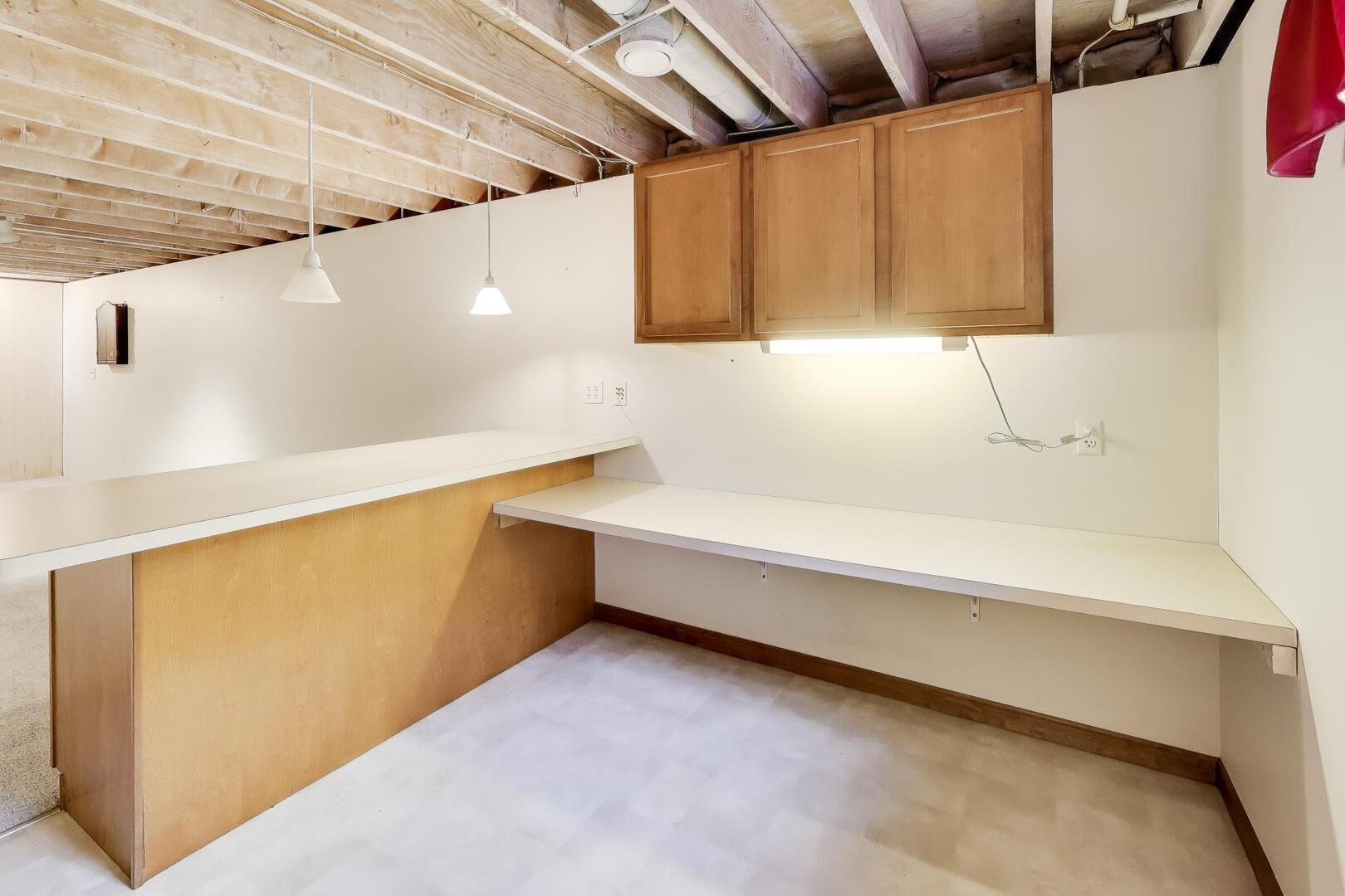 56 Winthrop New Road, Sugar Grove, IL 60554