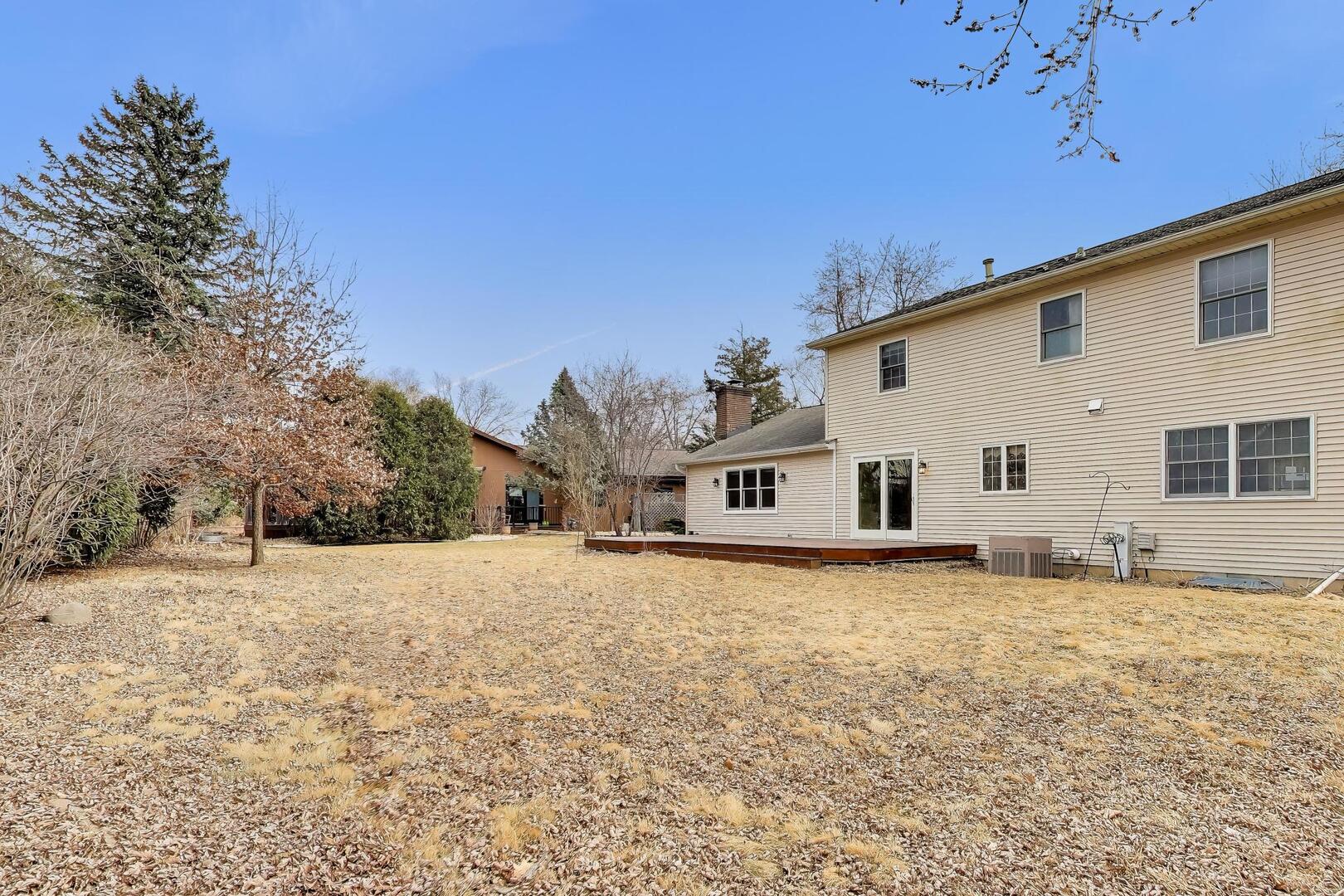 56 Winthrop New Road, Sugar Grove, IL 60554