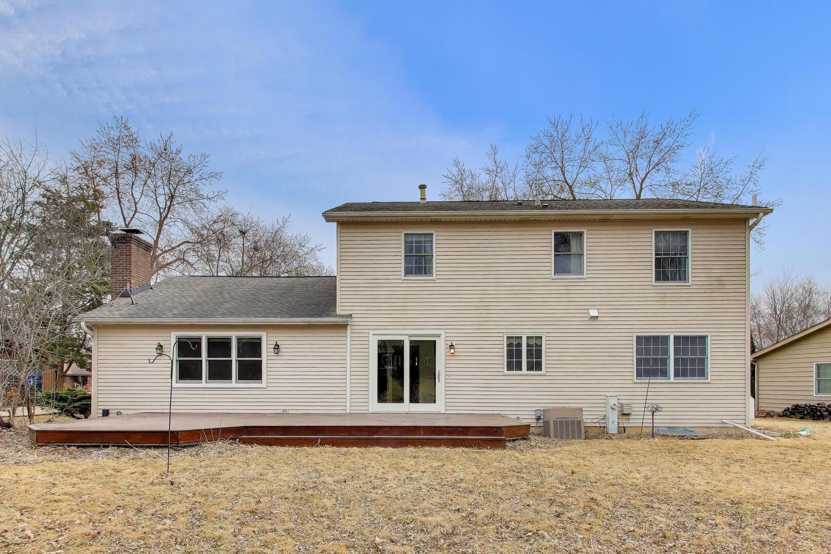 56 Winthrop New Road, Sugar Grove, IL 60554