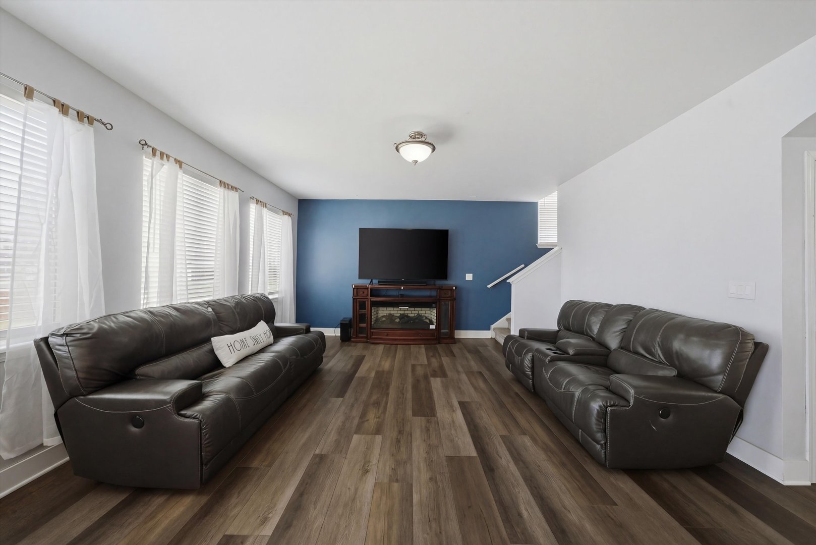 1836 Ness Way, Montgomery, IL 60538