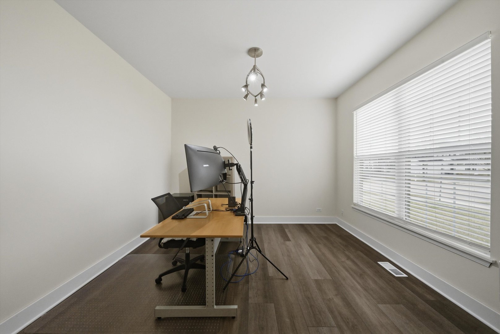 1836 Ness Way, Montgomery, IL 60538