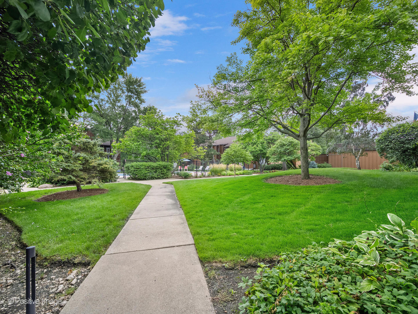 1S055 Spring Road #2C, Oakbrook Terrace, IL 60181