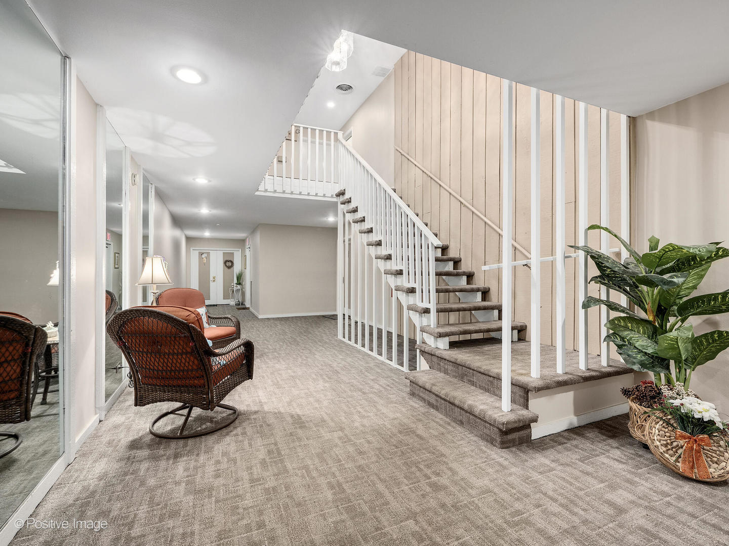 1S055 Spring Road #2C, Oakbrook Terrace, IL 60181